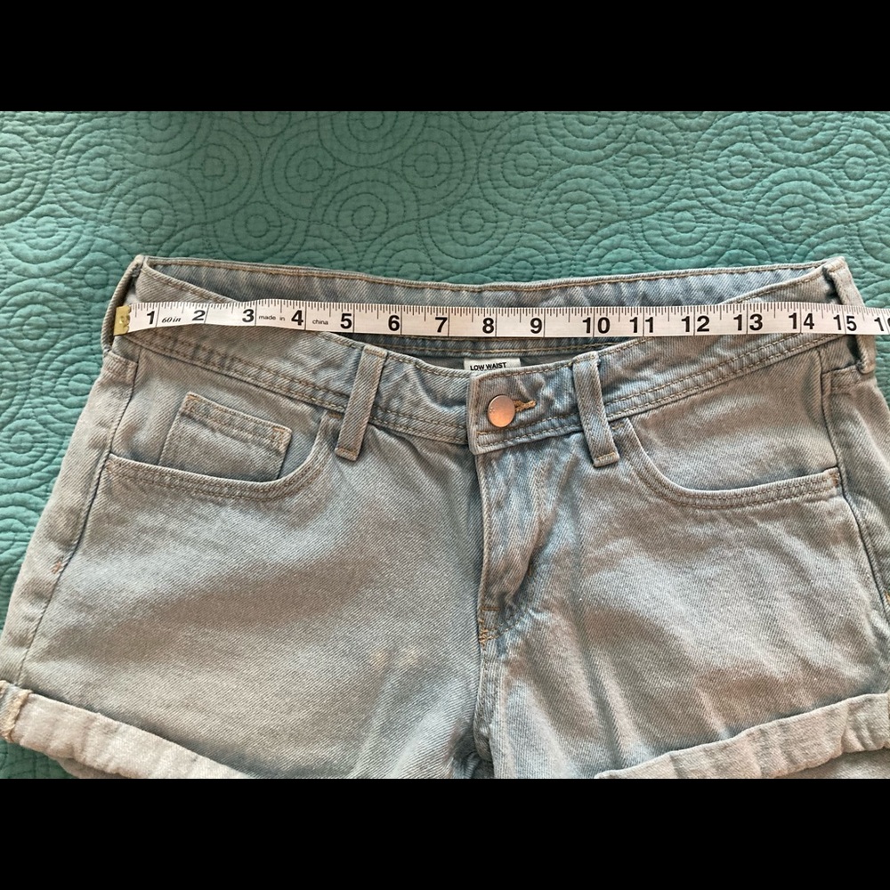 HM Jean Shorts - Picture 4 of 6